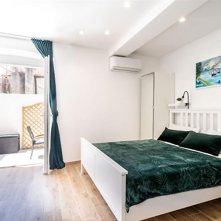 Apartments Marta Цавтат Екстер'єр фото